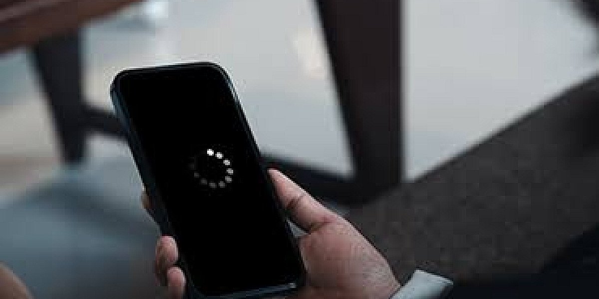 آیا واقعاً گوشی‌ها عمداً کند می‌شوند؟